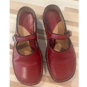 Women’s sz Born slides leather  Mary Jane style wine color MINT condition L@@K